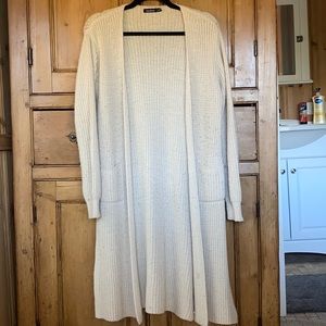 Boohoo long beige sweater s/m